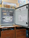 Фото Шкафы учета тепловой энергии и теплоносителя Шкаф для вычислителя КАРАТ-307-ххх без 4 источников питания. Корпус: металл.  
